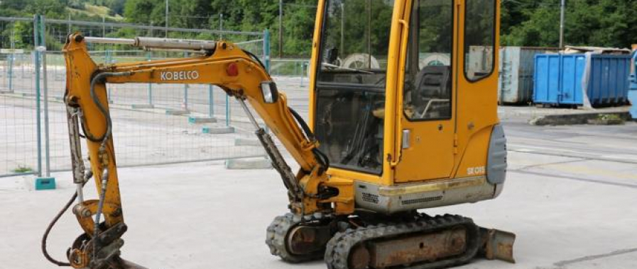 Mini pelle kobelco 1500kg